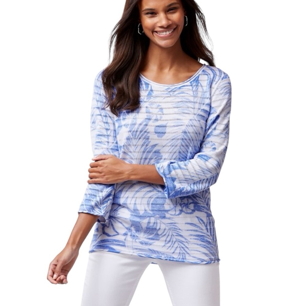 Tommy Bahama Blue and White Scoop Neck Lightweight Sweater
